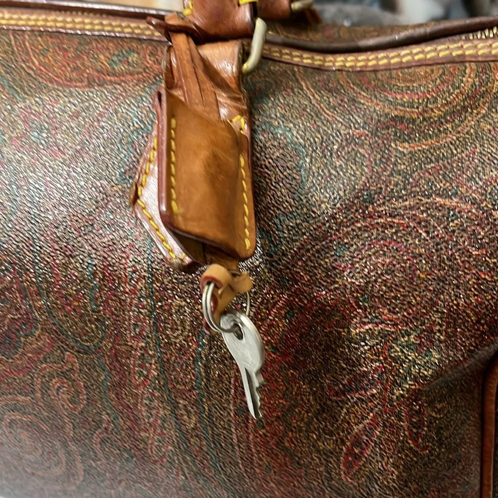 ETRO SPEEDY TRAVEL BAG IN GUC WITH LOCK AND KEY - Picture 12 of 17